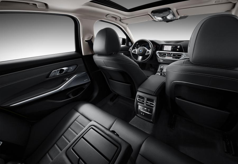 Интерьер BMW 325i M Sport (G20) 2019 года  (CN) (фото 36 из 43)